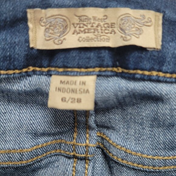 Nine West Vintage America Slim Bootcut Mid-Rise Jeans Blue Size 6 / 28 - Picture 4 of 10
